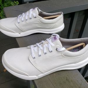 Women's Teva Wander Lace Canvas Sneakers sz 9